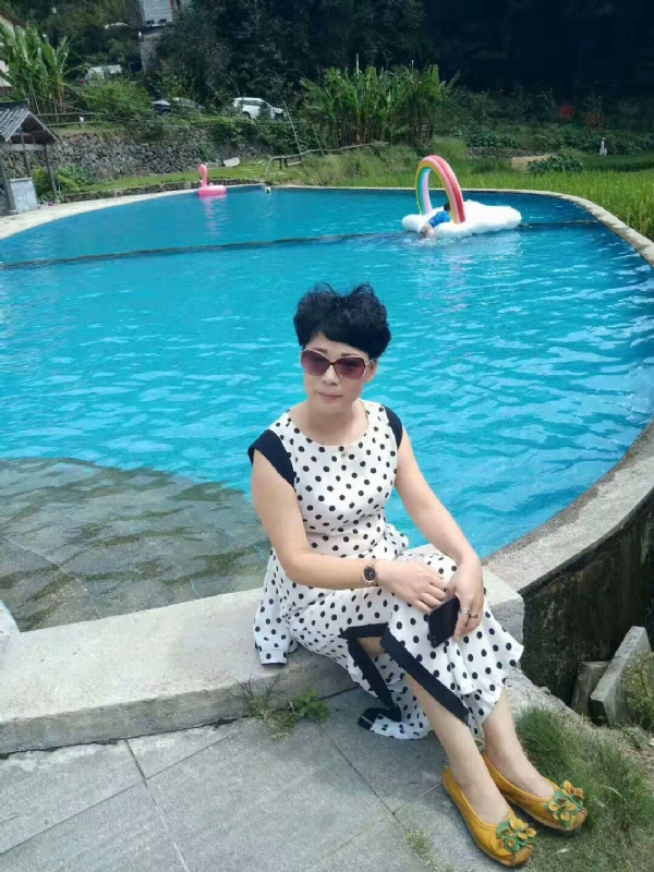 守望幸福的第一张照片--丽水红颜知己交友网